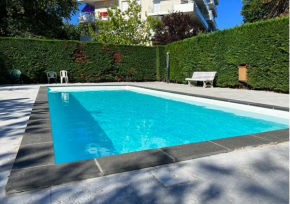 Flat with SWIMMING POOL close to the BEACH
